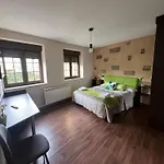 La Sabelona Holiday home Otero de Sanabria