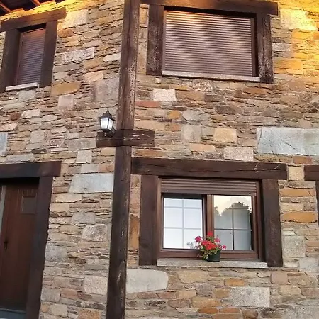 Holiday home La Sabelona Otero de Sanabria