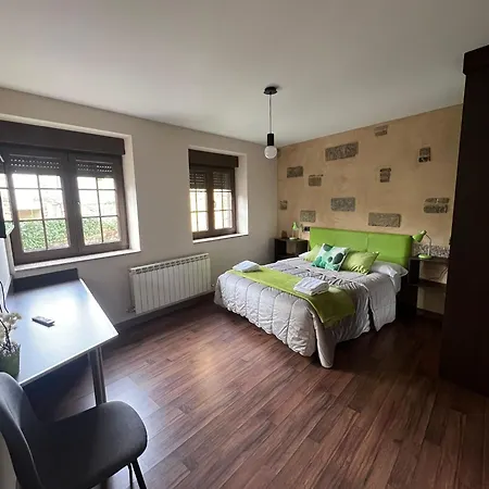 La Sabelona Сasa de vacaciones Otero de Sanabria